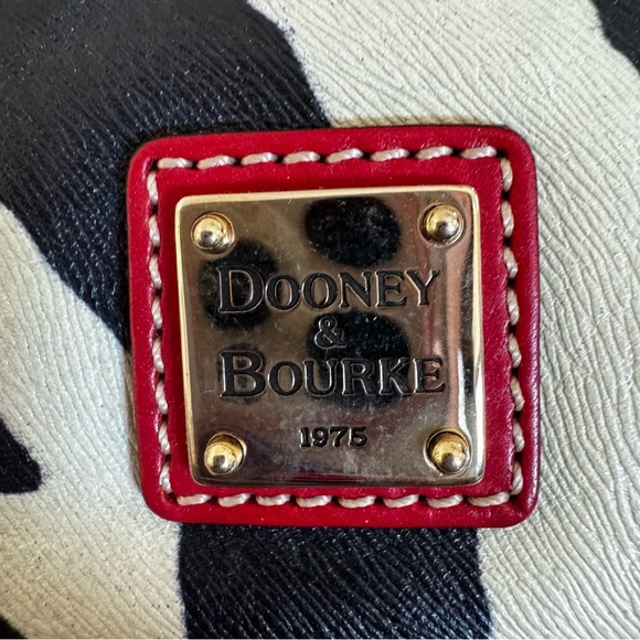 Dooney & Bourke animal print mini wristlet red black - Picture 6 of 8